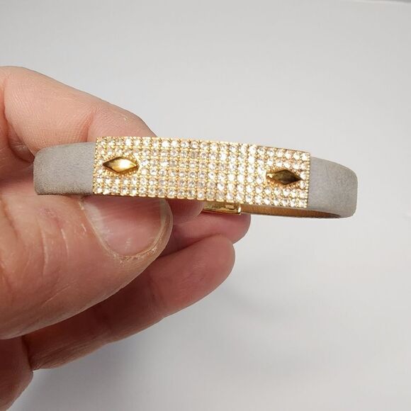 NWOT Fossil Leather Bracelet with Rose Gold Plate Closure Rhinestones - Picture 1 of 7